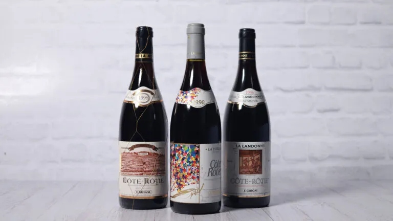 Aumentan los precios de los vinos icónicos en el mercado de subastas