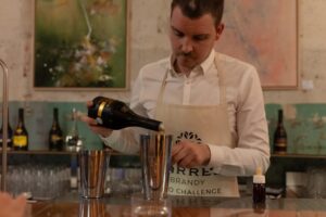 Asturiano Bar abre la via hacia la sostenibilidad global