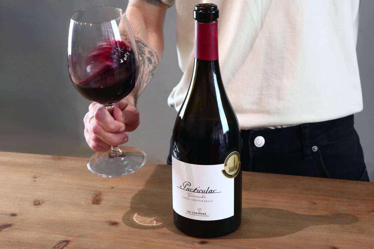 Bodegas San Valero lanza Particular Garnacha Viñas Centenarias 2018 premiado internacionalmente 1 Bodegas San Valero lanza anada 2018 de Particular Garnacha Vinas