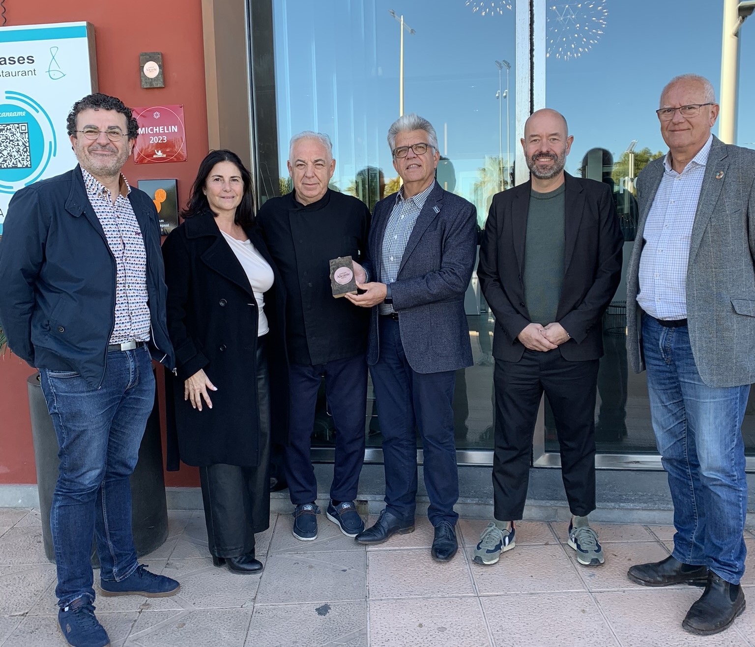 Peix Brases recibe el distintivo Vinos Alicante DOP en