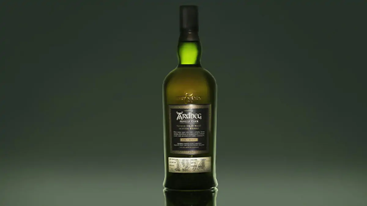 Subasta de Fine Spirits con licores raros y 200 botellas de Chartreuse