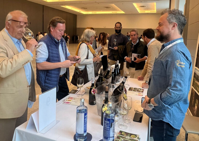 El Consejo Regulador de la Denominación de Origen Rías Baixas presenta 73 marcas de vino en el Hotel NH Málaga 20 El Consejo Regulador de la Denominacion de Origen Rias Baixas