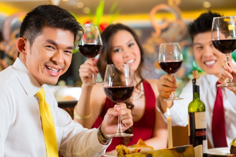 Exportaciones de vino italiano caen en Extremo Oriente, Francia se mantiene líder 38 Exportaciones de vino italiano caen en Extremo Oriente Francia se