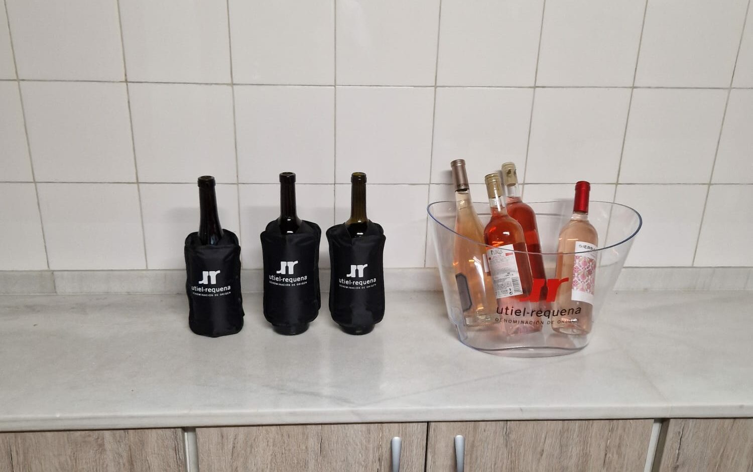 DO Utiel-Requena moderniza materiales de cata con subvención de la Generalitat Valenciana 1 Mejoran la experimentacion de vinos de la DO Utiel Requena gracias