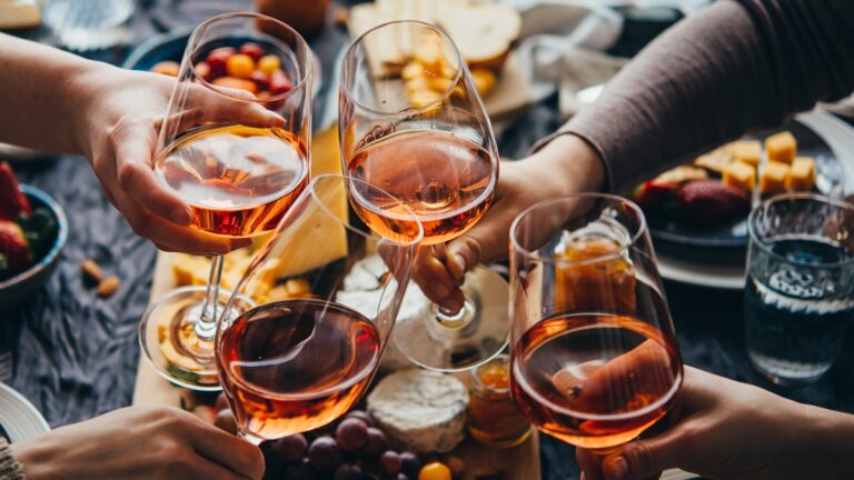 El vino vuelve a ser la bebida favorita en Francia superando a la cerveza 32 El vino vuelve a ser la bebida favorita en Francia