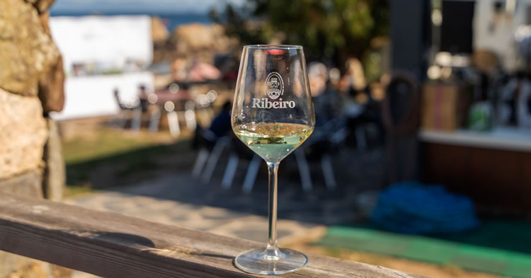 La D.O. Ribeiro triunfa con tres Grandes Oros en el Concurso Bacchus 2024 1 La DO Ribeiro triunfa con tres Grandes Oros en el