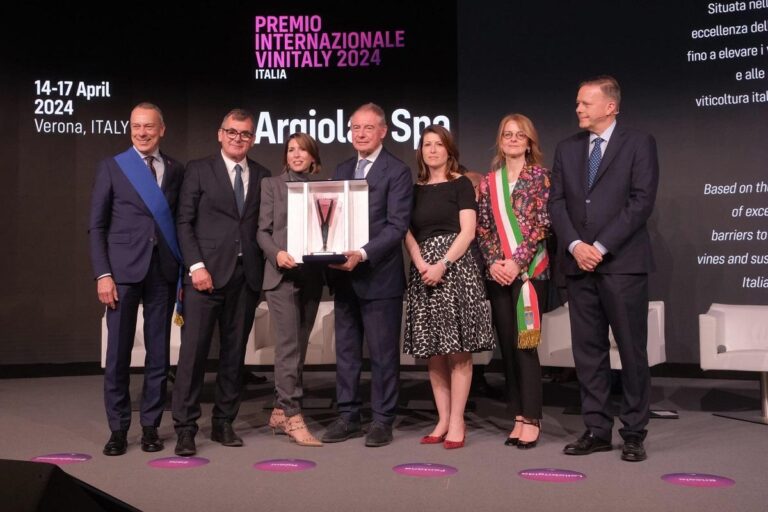 La bodega sarda Argiolas gana el Premio Vinitaly International 2024 38 La bodega sarda Argiolas gana el Premio Vinitaly International 2024