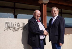 Terras Gauda adquiere participacion en Bodegas Gargalo de Roberto Verino