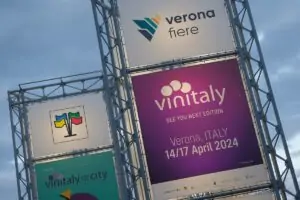 Vinitaly abre sus puertas con más de 4000 bodegas y 30.000 operadores internacionales