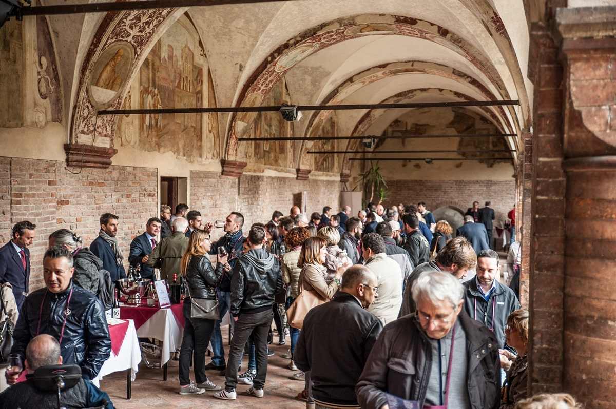 Degustación de Lambrusco a Palazzo en San Benedetto Po los días 11 y 12 de mayo 1 Degustacion de Lambrusco a Palazzo en San Benedetto Po los