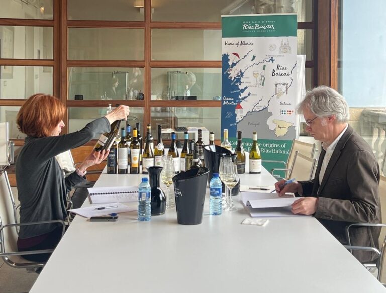 Expertos canadienses alaban los vinos de Rías Baixas en cata exclusiva 43 Expertos canadienses alaban los vinos de Rias Baixas en cata