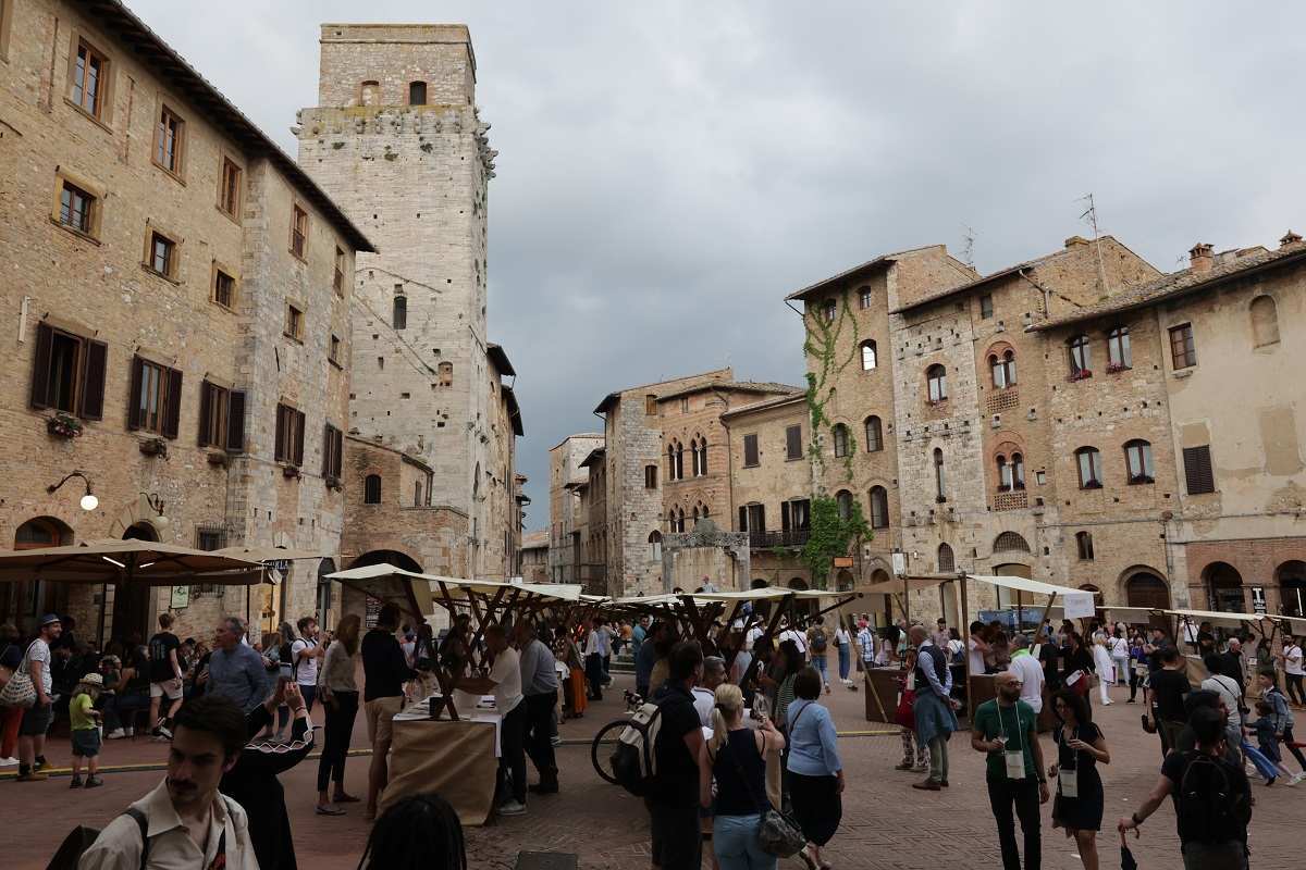 Regresa el Wine Fest Regina Ribelle, dedicado al vino Vernaccia de San Gimignano 1 Regresa el Wine Fest Regina Ribelle dedicado al vino Vernaccia
