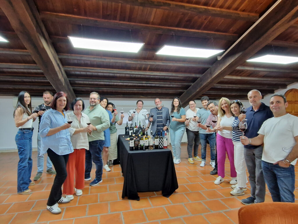 Ciclo de catas mensuales de vinos comienza en la DO Utiel Requena 1 Ciclo de catas mensuales de vinos comienza en la DO