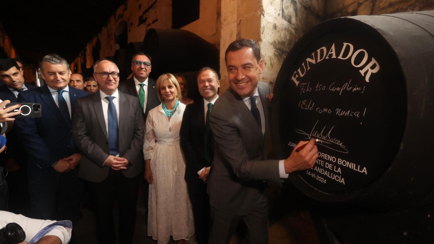 Descubre con Juanma Moreno la cuna del brandy español en Bodegas Fundador llamándolo un vivo patrimonio andaluz 1 Descubre con Juanma Moreno la cuna del brandy espanol en
