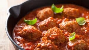 Descubre la receta del plato catalan mas popular Boulettes bolitas