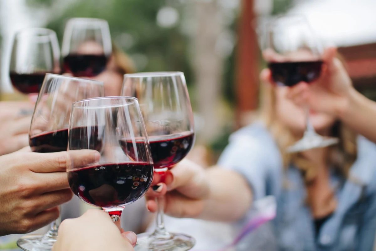 El enoturismo satisface al 75% de turistas italianos y ayuda al desarrollo rural 1 El enoturismo satisface al 75 de turistas italianos y ayuda.webp