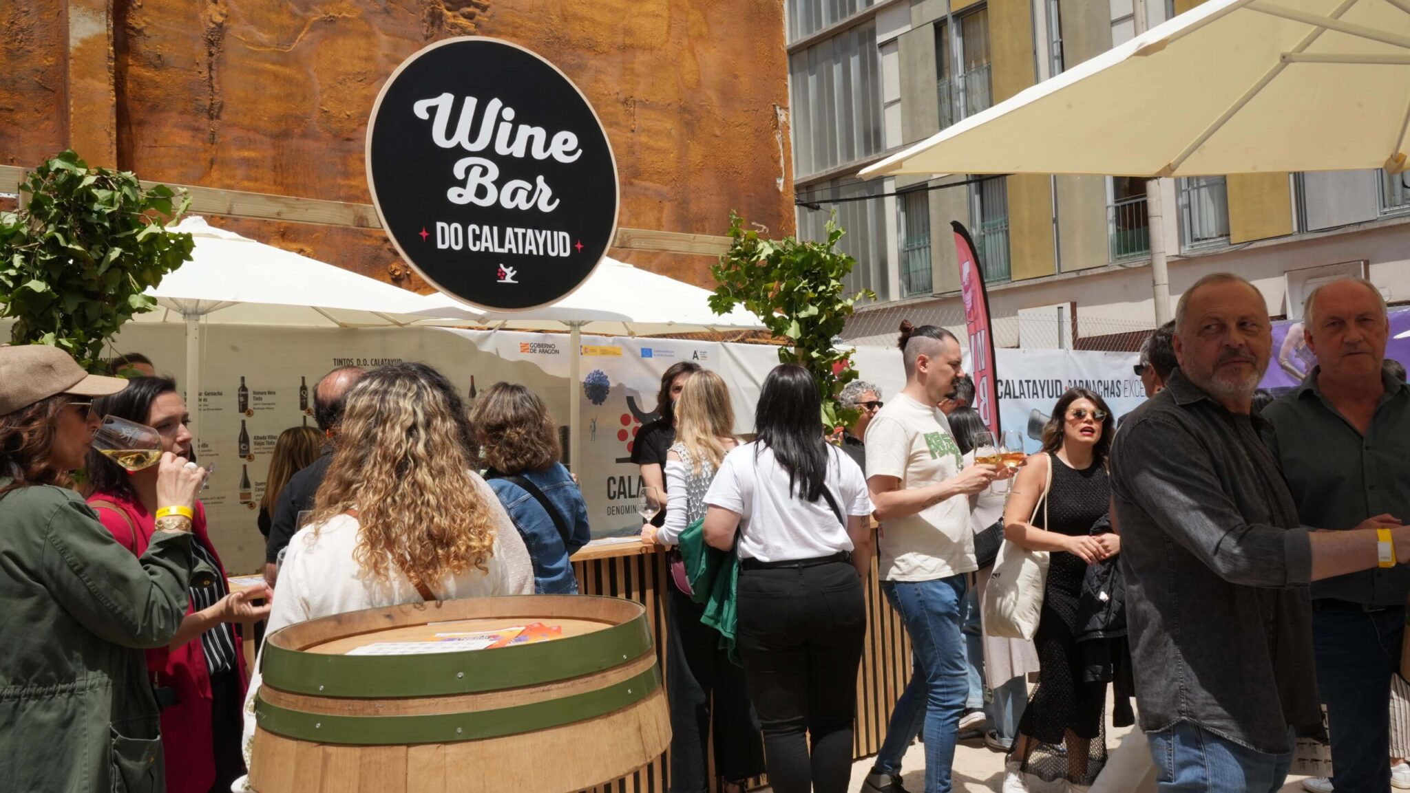 VinoSonic Do Calatayud fascina a 4.000 asistentes con su fiesta de vino y música 1 Festival VinoSonic en Zaragoza fusiona vino y musica con gran scaled