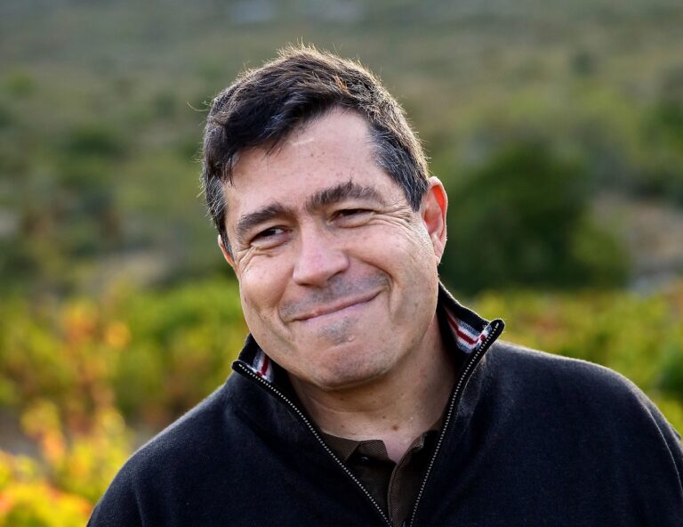Hervé Bizeul: El ex sumiller que revitaliza la viticultura del Roussillon con Clos des Fées 38 Herve Bizeul El ex sumiller que revitaliza la viticultura del
