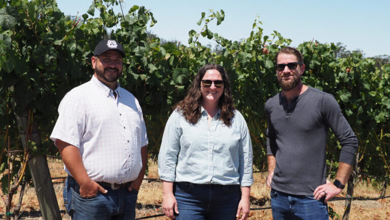 Bodega Emeritus ofrece vinos de Pinot Noir de alta calidad del Valle del Río Ruso, California 49 Bodega Emeritus ofrece vinos de Pinot Noir de alta calidad