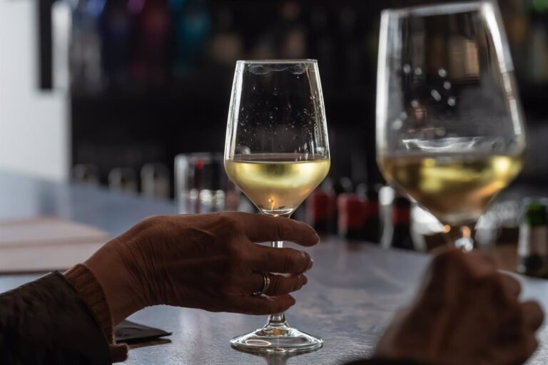 Consumo de vino en España crece un 1,4% marcando mejor registro desde 2022 53 Consumo de vino en Espana crece un 14 marcando mejor