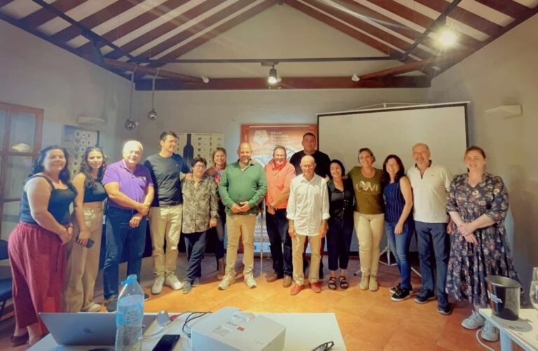 Curso de Reconocimiento Aromático de Variedades en Vinos de Gran Canaria 39 Curso de Reconocimiento Aromatico de Variedades en Vinos de Gran
