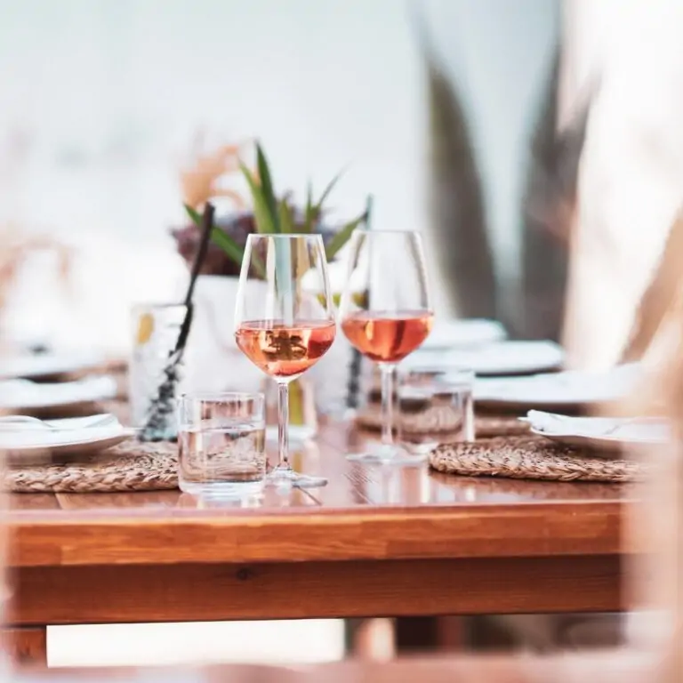 Descubre 3 platos veraniegos perfectos para maridar con vino rosado