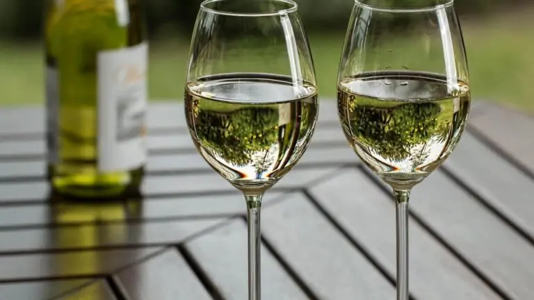 Mejor vino blanco de España no es ni Rueda ni Rioja según expertos catadores