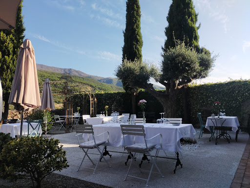 Gastronomía única en Jerte: Candilejas Restaurante invita a un festín de sabores 22 AF1QipNjWZkr H5Ii0IkS0GJlIT08WUdWBJuGW6TH7MC