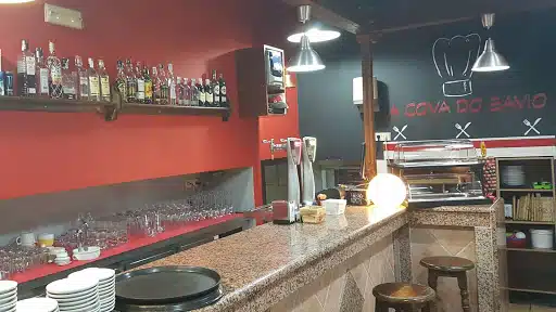 Sabores auténticos de Barbadás en A Cova Do Savio, un destino culinario imperdible