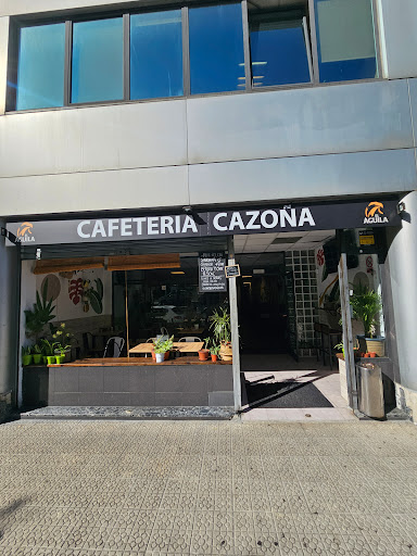 Cafetería Cazoña: Disfruta del mejor café en el corazón de Santander 32 AF1QipM