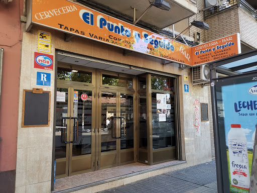 Bar El Punto y Seguido: Sabor auténtico y acogida en Zaragoza 1