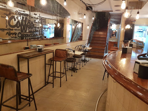 Bar Isipil: Deliciosa tortilla en un acogedor rincón de Bilbao 46