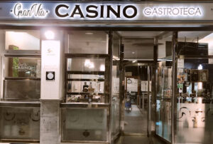 Bar Casino: Deliciosas croquetas y ambiente familiar en Calasparra 6 AF1QipM3u CBMaFCZjtS YlIYXx08 UQbRFrtEm3v5u