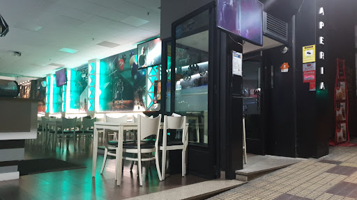 Cafetería Sport Century: El rincón deportivo de Ourense con sabor único 1 AF1QipM6GOBy ls4xu0zT7Xz iZLVCLwz4sQraHurYWs