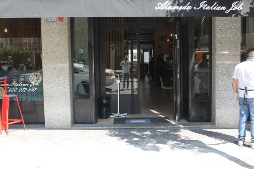 Alameda & Italian job: Sabor italiano en el corazón de San Cibrao das Viñas 1 AF1QipM6MBsimGbbmuVJTJBRDLrXCr5oj9kN7F60Xhni