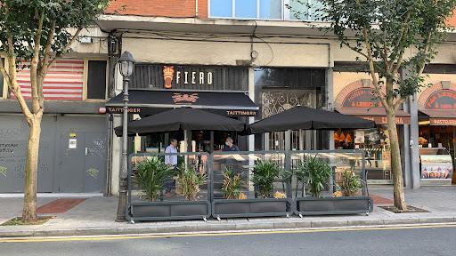 Fiero Cocktail School Bar: La escuela de cócteles en Bilbao donde la creatividad y el sabor se encuentran 57