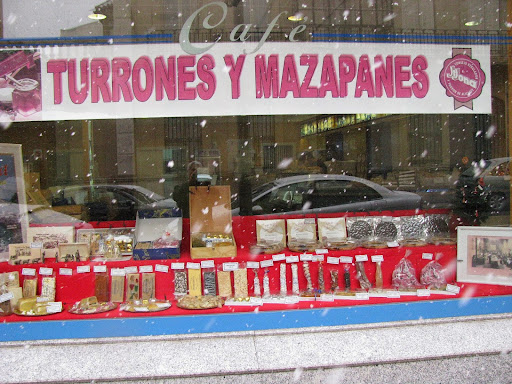 Helados Bernabeu CB: El rincón dulce de Valdepeñas con helados irresistibles 1