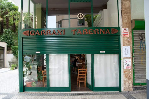 Garraxi Taberna: Sabor auténtico en el corazón de San Sebastián 1 AF1QipM9tw4k73L9bdQiivG VvQRBFA27EyPt77OqFNE