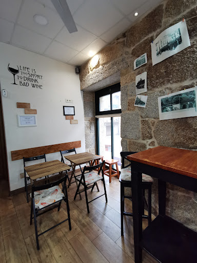 Porta da Cerca: Un rincón gourmet en Ribadavia que enamora con su encanto y sabores únicos 1 AF1QipMABslKZTZeyInbOZJHYcY8pqIq4mhA2ycdZAQ9