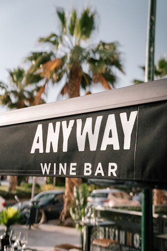 Anyway WineBar: Un rincón gourmet en Málaga con tapas irresistibles y ambiente acogedor 50 AF1QipMAI9hcebtdgZdOfNIDPz3caO2SveyHDRwSsV80