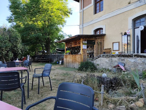 La Xana del Torio: Un rincón encantado con comida deliciosa y música en vivo 1 AF1QipMBf4HWdZ0ToQ1s7RofMKXlWIJtkhBTcVG7nLVw