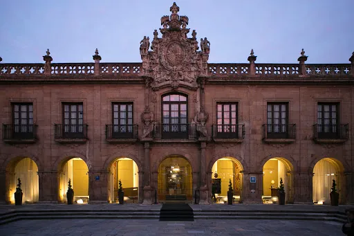 Hotel De La Reconquista: Un rincón elegante en Oviedo para disfrutar de la mejor cocina española