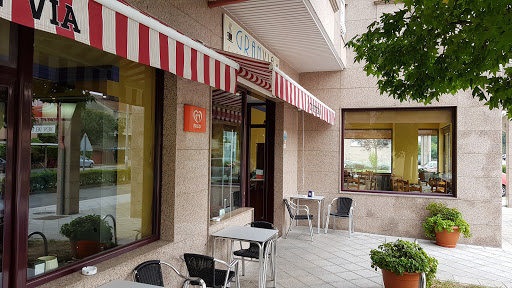 Café restaurante Gran Vía: Un rincón acogedor en Ourense con sabores únicos 1 AF1QipMCanyf30 dtSvjYIkyGEHIKvOt0E9o08OGGZ3V