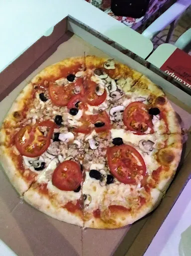 Oh La Pizza: Auténticas pizzas en el corazón de Roquetas de Mar 1 Oh La Pizza: Auténticas pizzas en el corazón de Roquetas de Mar