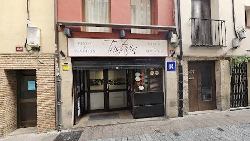 Tastavin: Deléitate con tapas creativas en el corazón de Logroño
