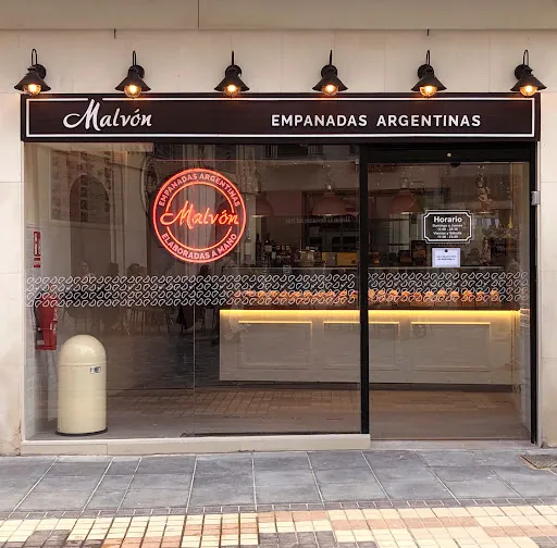 Empanadas Malvón: Sabor auténtico en Cartagena con empanadas irresistibles