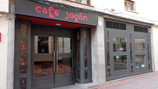 Café Joplin: Delicias internacionales en el corazón de Mérida 53 AF1QipMFF8fAh7 w5hh4wXTtu1BzjQXsffb46PtKnowq