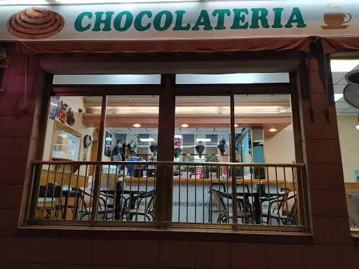 Churrería Rafael: Deliciosos churros en el corazón de Benidorm 1 Churrería Rafael: Deliciosos churros en el corazón de Benidorm