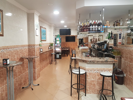 Cervecería Dormunt: Sabor auténtico en el corazón de Santander 39 AF1QipMJwXCxZmYNycudehCzKdr1I5xCIcWsHn2 Q0c6