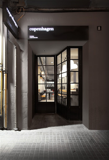 Copenhagen: Delicias vegetarianas en un oasis tranquilo en Valencia 52 AF1QipMNG9tNPr3jjJZREdT55dUriPnEm9uhi 6R U4